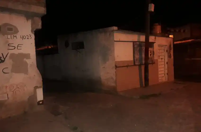 Balearon una casa en zona sur y recrudece la violencia en Rosario