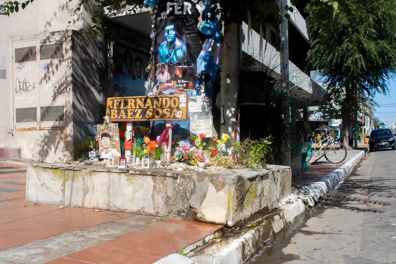 Gesell: Anunciaron reparaciones en el altar en memoria de Fernando Báez Sosa