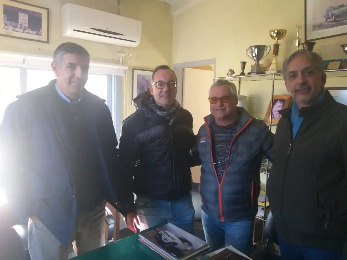 Esnaola, Álvarez, Echandi y Fernández juntos para la foto y para lo que viene