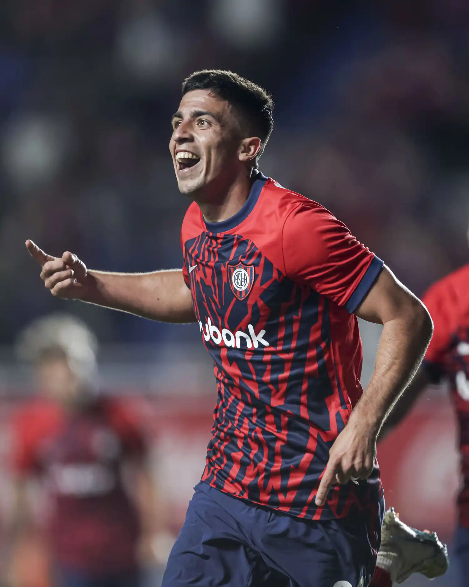 Cuello es uno de los delanteros de San Lorenzo.