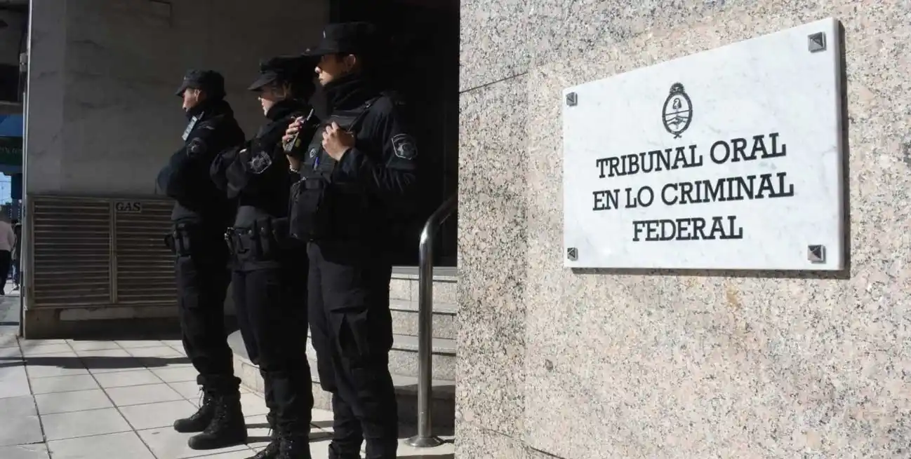 La Policía Federal incautó 164,47 grs. de cocaína y 37,72 grs. de marihuana. Foto: Guillermo Di Salvatore