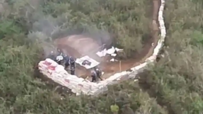 HASTA UNA GARITA tienen las bandas de la Cota 905 en las montañas de La Vega