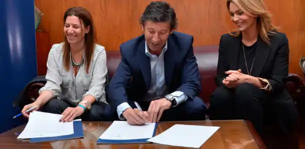 Provincia y San Isidro promoverán acciones contra la violencia de género
