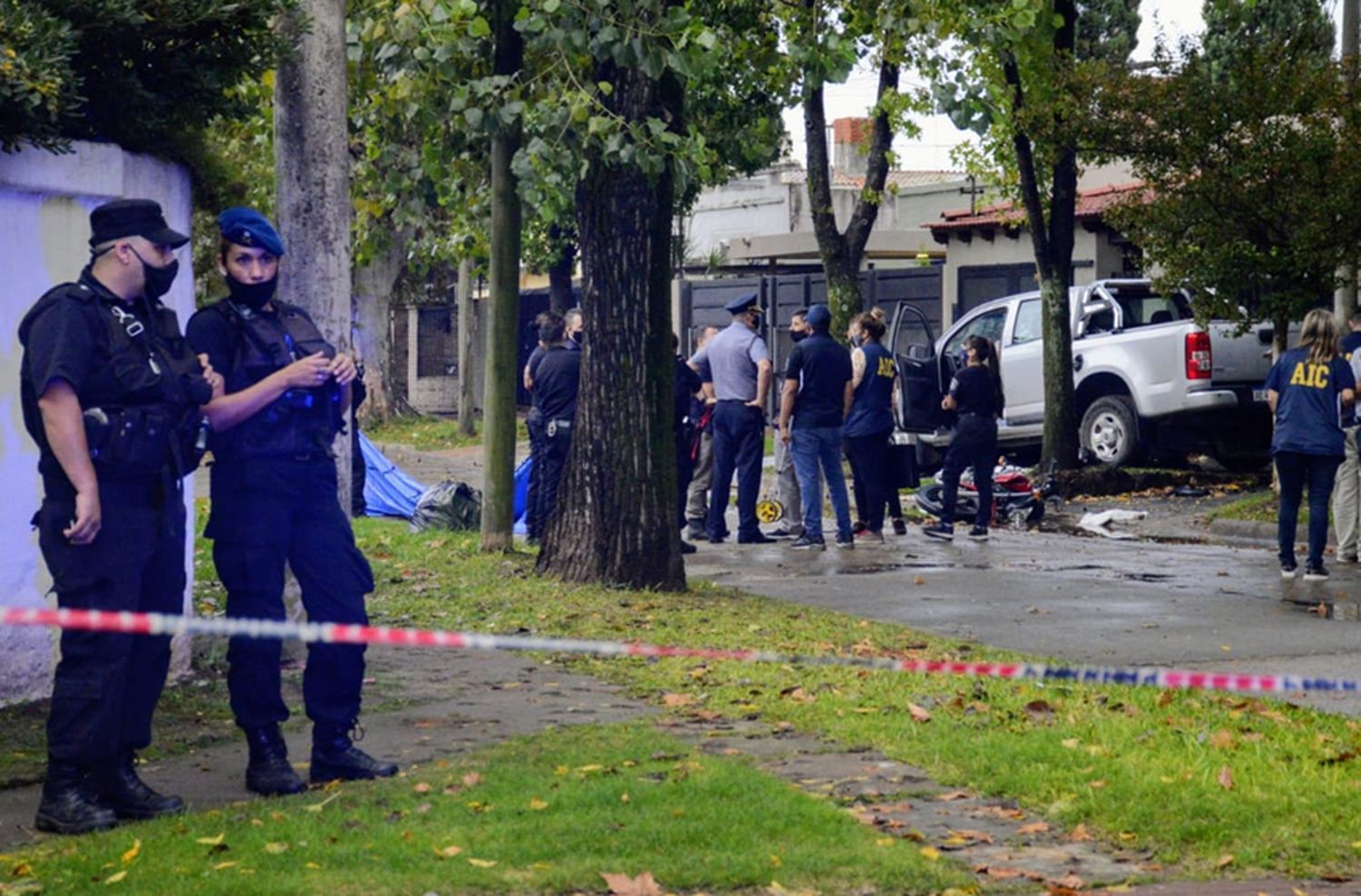 Robo, persecución y choque: atropelló a un motochorro que le sustrajo 2 mil dólares y lo mató