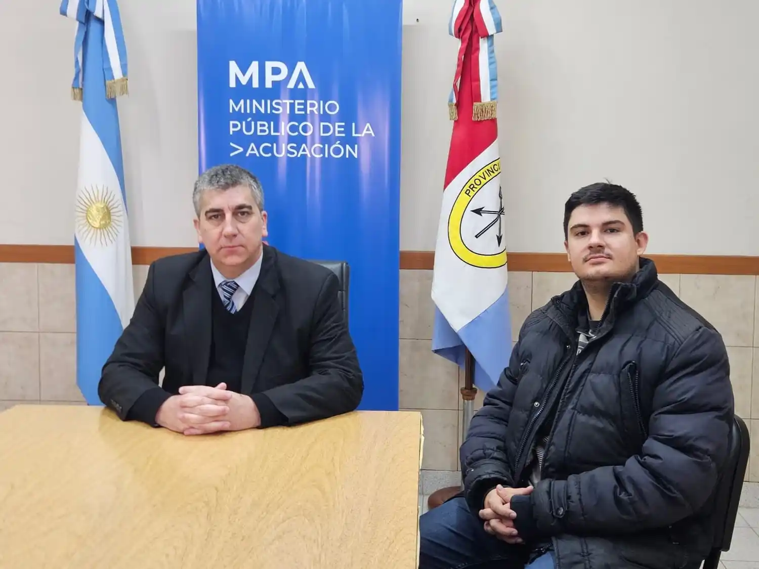 El Fiscal Regional Carlos Vottero se reunió con el presidente de la vecinal de La Cañada