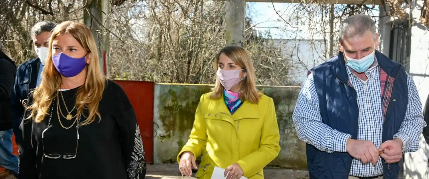 Stratta:"Acompañamos y respetamos las prioridades que marcan los gobiernos locales"