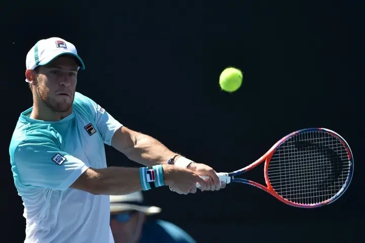 Schwartzman logró el primer triunfo argentino en Australia