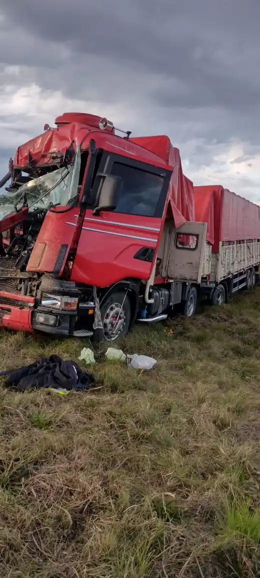 accidente camion maquina agricola - 6