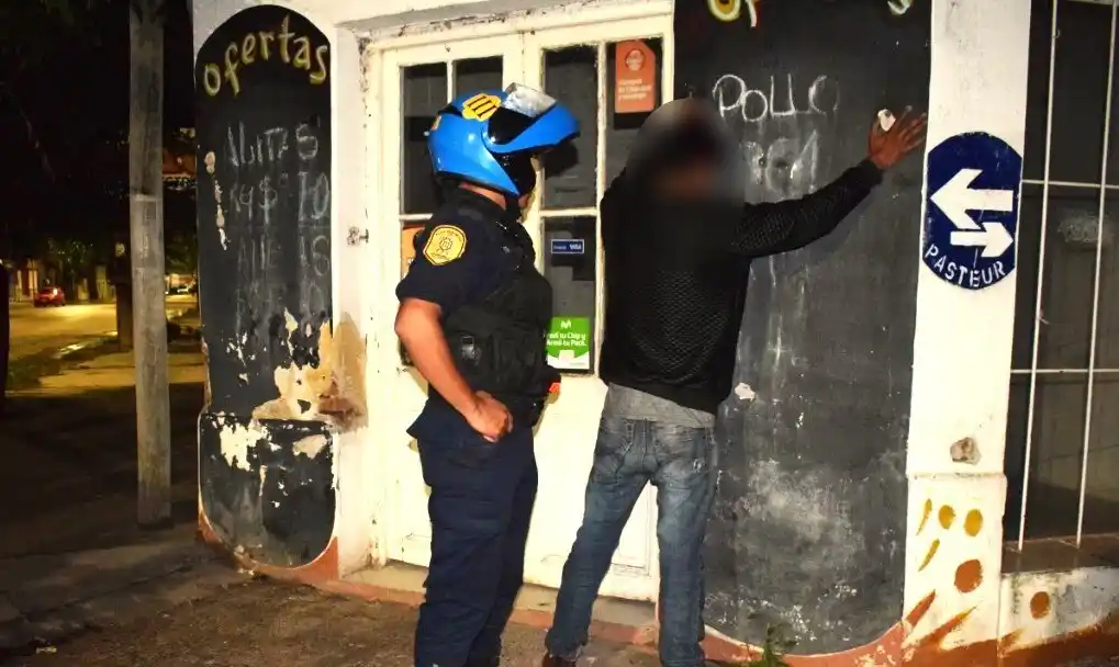 Aprehenden a supuesto motochorro que fue filmado en un arrebato