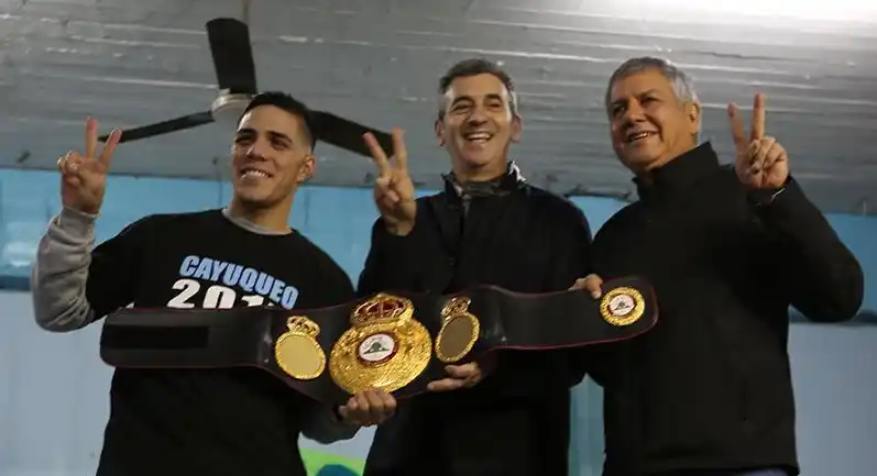 Elecciones 2017: Randazzo visitó La Matanza y se reunió con un joven campeón de boxeo