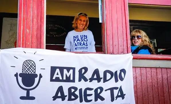 Celebran el Día del Adulto Mayor con un programa especial de radio