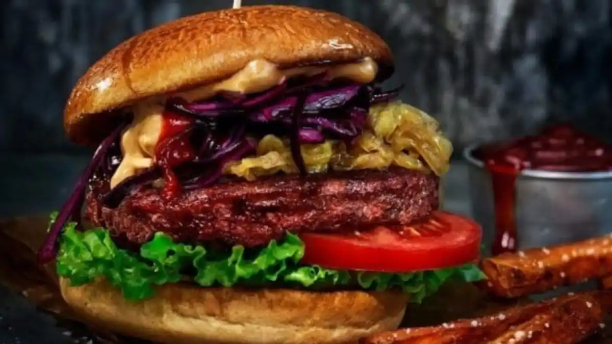 ¿Asco o genialidad?: hamburguesa vegana con sabor a carne humana gana el Festival Internacional de la Creatividad