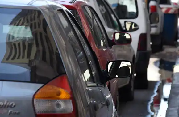 Cambios para el estacionamiento en el centro de Rosario: "Vienen a tratar de ordenar y hacer más fluido el tránsito"