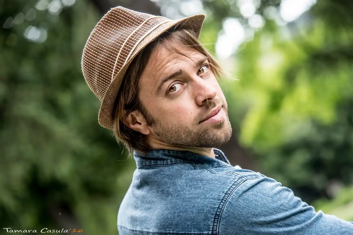 Julico y su “llamado de atención” con “SOS”