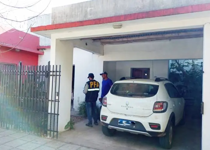 La Policía Federal realizó un operativo por narcomenudeo en barrio Centro