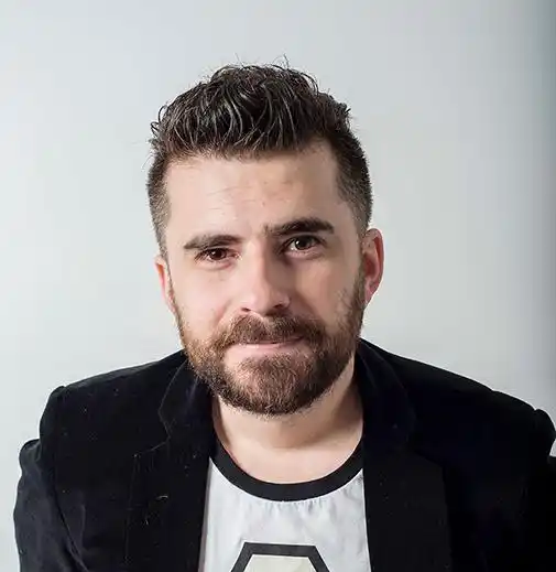 Fernando Sanjiao. Escritor de TV