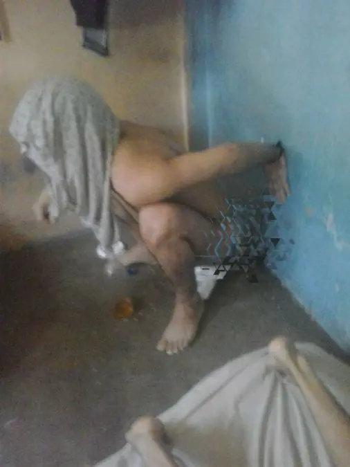 ¡INFRAHUMANO! Presos orinan y defecan en bolsas y botellas
