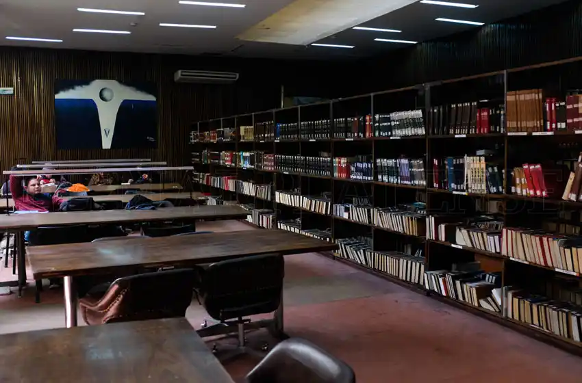 Reclaman la reapertura de bibliotecas municipales