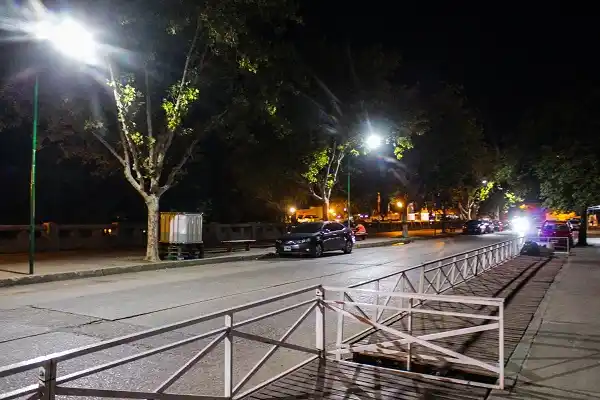 Reemplazarán casi la mitad de las luminarias por luces LED