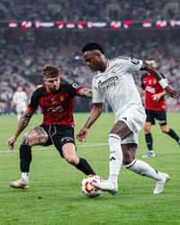 Hay clásico en Arabia con un trofeo en disputa