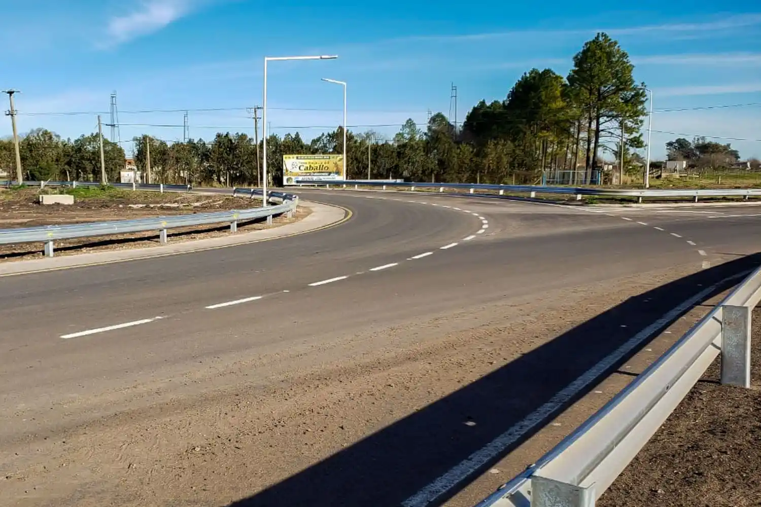 Finalizan las obras de la rotonda del acceso a Urdinarrain y la rehabilitación de la Ruta 20