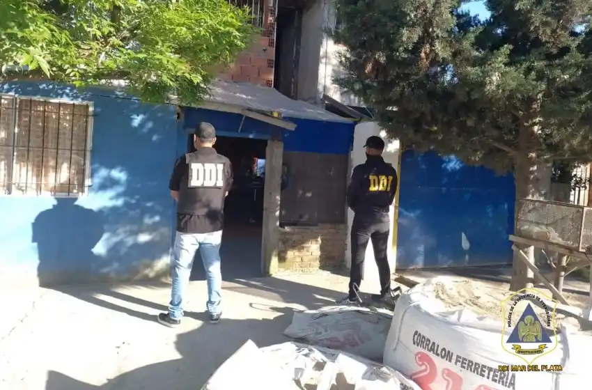 Cayó un delincuente que asaltó armado un "Pago Fácil": incautaron armas y droga