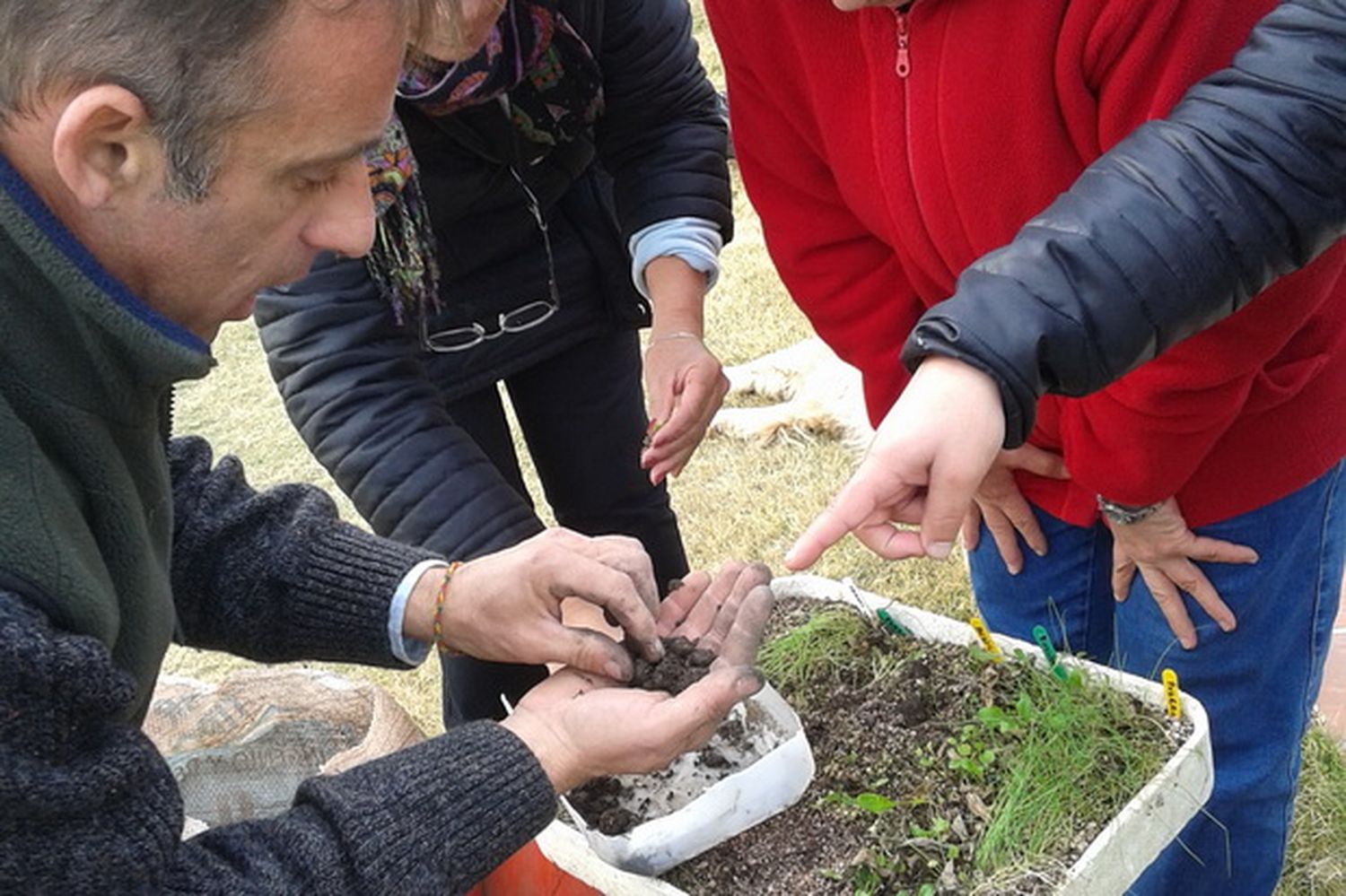 Se realizaron los talleres de huerta orgánica y compostaje