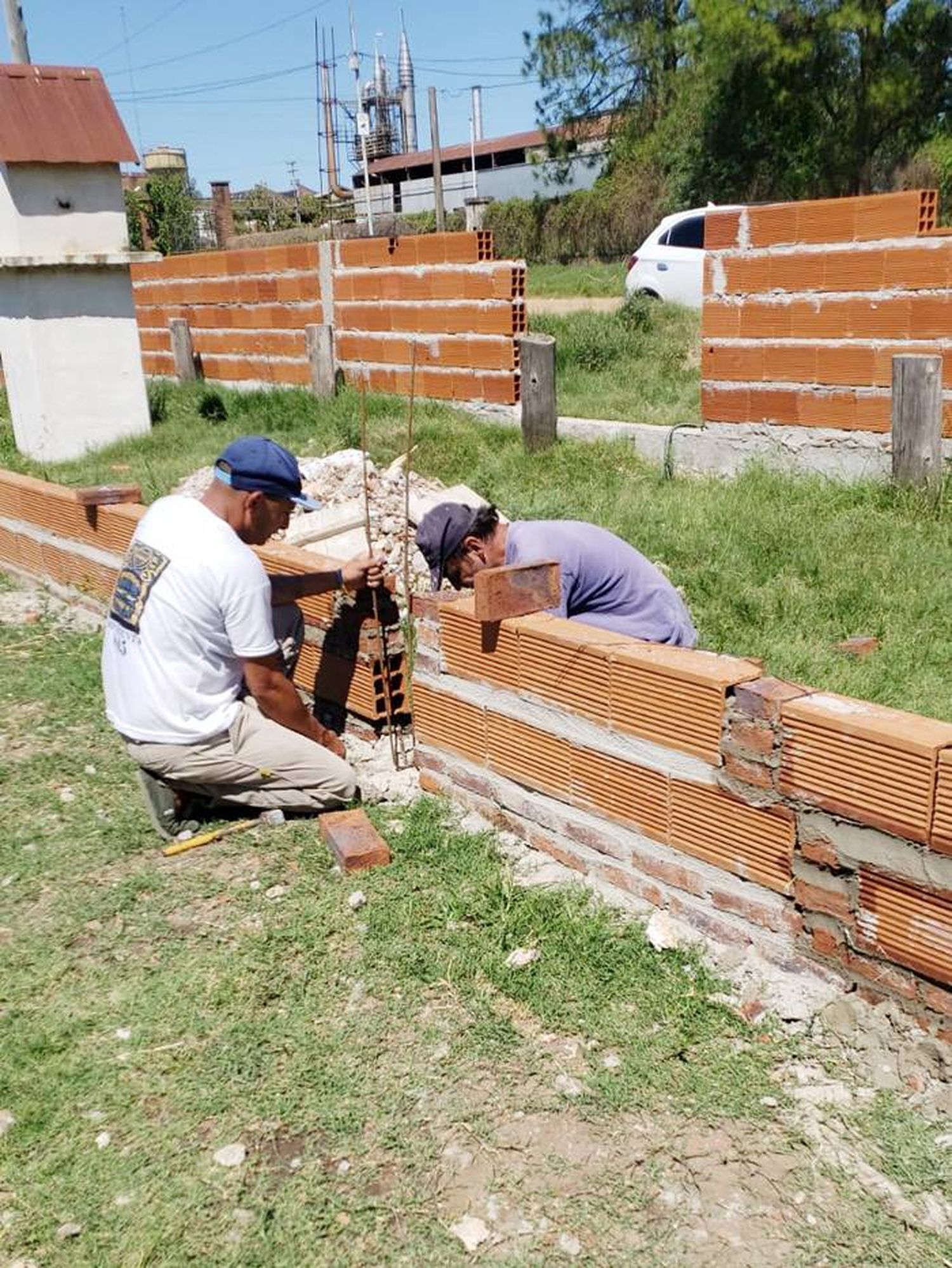 Construcción de vestuarios:  La Peña de Boca fortalece  sus objetivos