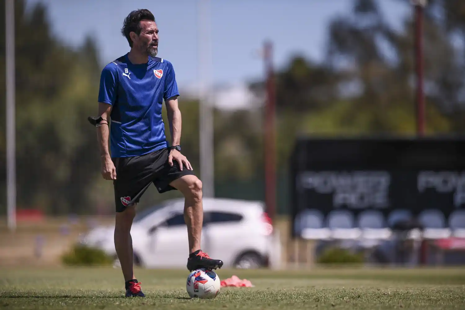 Eduardo Domínguez y la necesidad de “ser ofensivos”