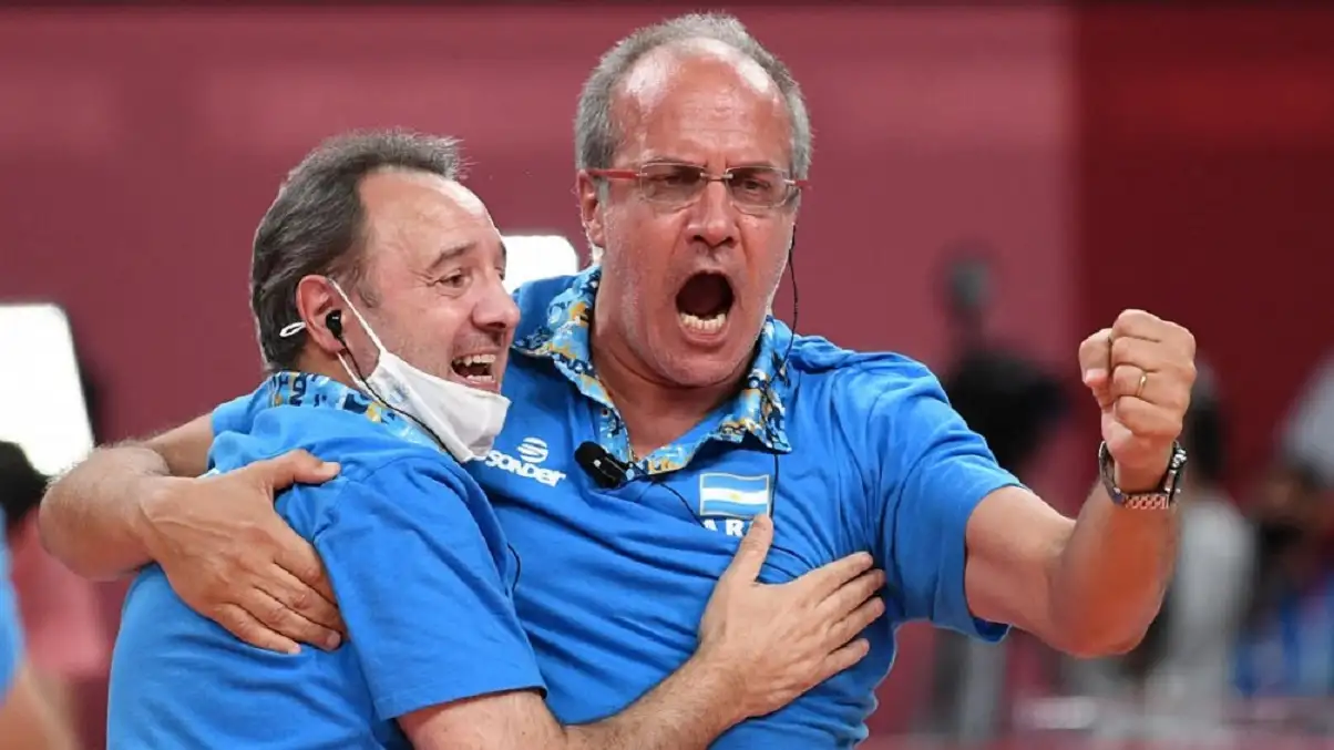 Marcelo Méndez en Radio Cero: "esta medalla es de todo el voley argentino"