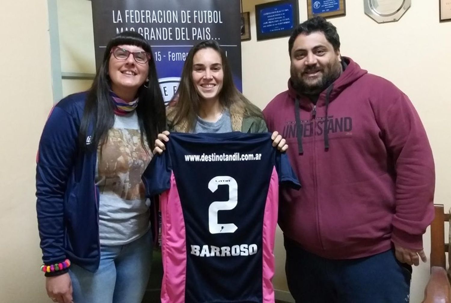 Barroso, distinguida con la camiseta del seleccionado