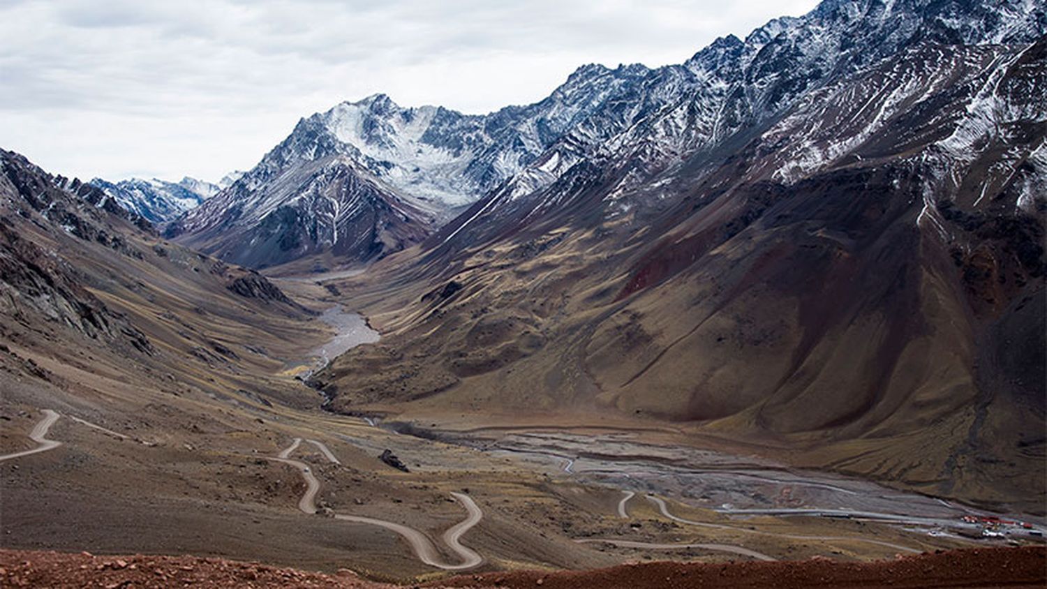 Sequía y falta de nieve en la cordillera: impactantes imágenes y la explicación