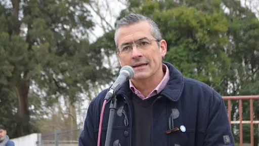 El intendente de Rauch defendió el uso del Fondo Educativo: "El municipio no puede seguir haciéndose cargo de todo"