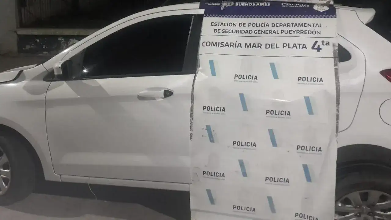 Tres aprehendidos tras una persecución y choque