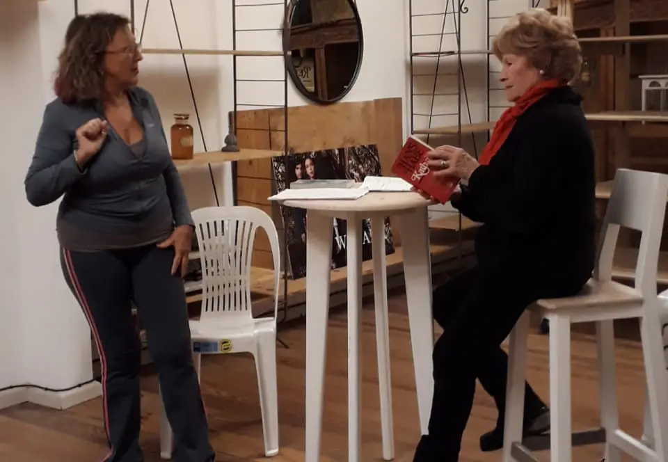 Varieté de teatro con la presentación de ocho obras