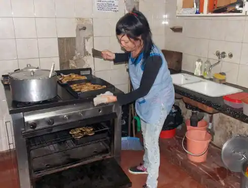 Los comedores comunitarios son el soporte de sectores vulnerables