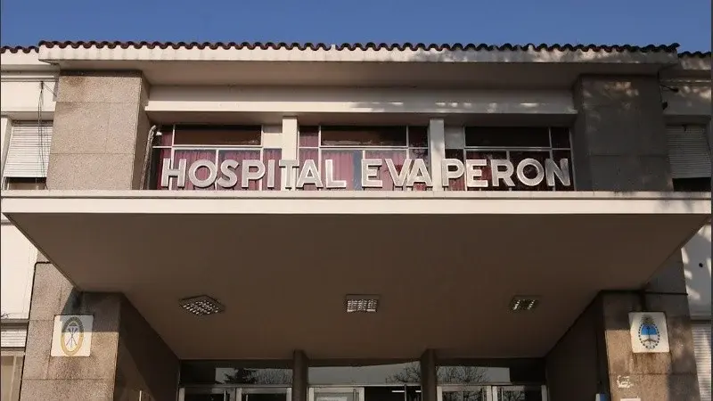 Detuvieron a un hombre acusado de golpear a dos niños dentro de un auto en Rosario