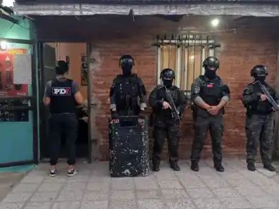 Detuvieron a un joven en la zona oeste por estar vinculado a una balacera