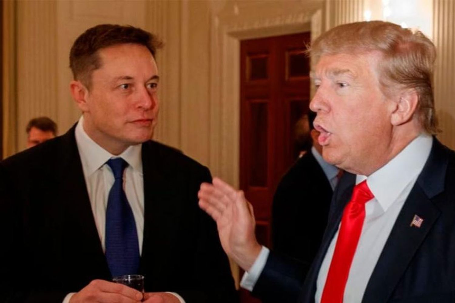 Elon Musk podría trabajar en la Casa Blanca si Trump vuelve a ser presidente