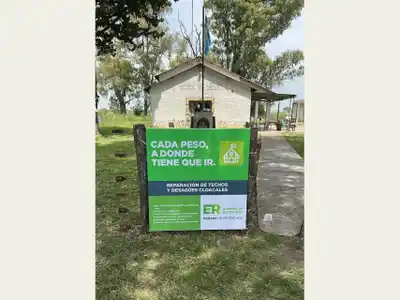 Avanzan las obras de reparación y adecuación edilicia en la escuela Nº 11 del paraje Algarrobitos