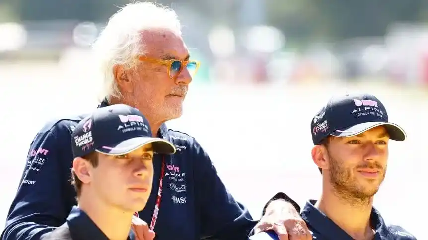 Briatore ve clave la continuidad de Colapinto en Alpine para afrontar el cambio reglamentario de 2026