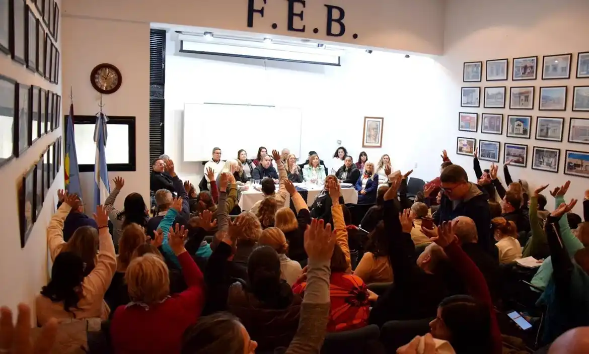 Un gremio docente aceptó el aumento de la Provincia de 5% en dos tramos