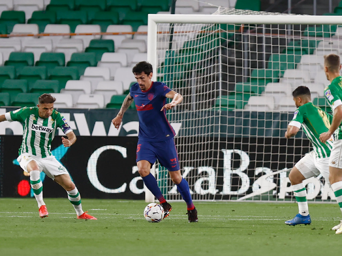 Atlético de Madrid empató y sigue como único líder