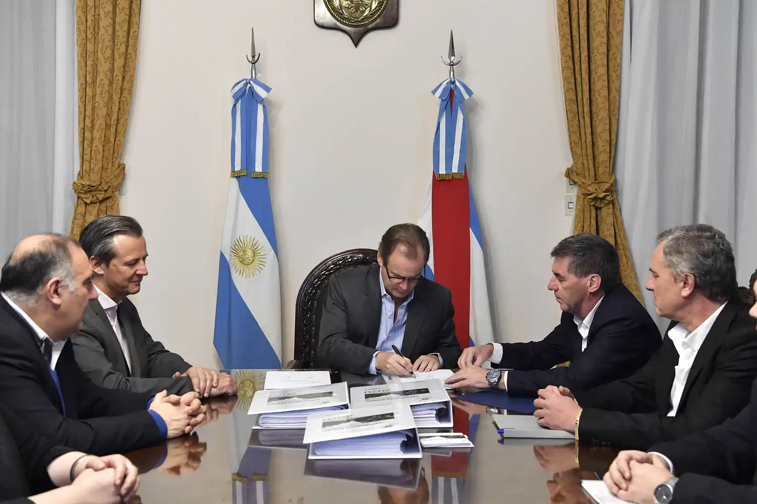 El gobernador firmó el proyecto de presupuesto provincial 2020 que será elevado a la Legislatura provincial