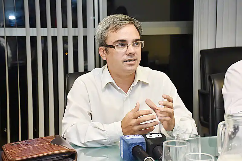 Alcohol cero al volante: críticas
a Buryaile por su voto negativo