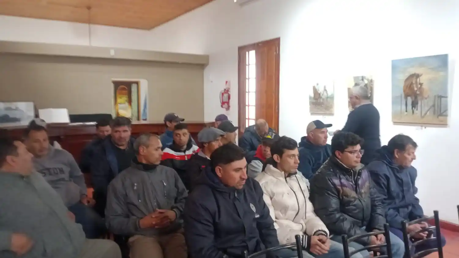 Choferes municipales realizan capacitación profesional en manejo de vehículos