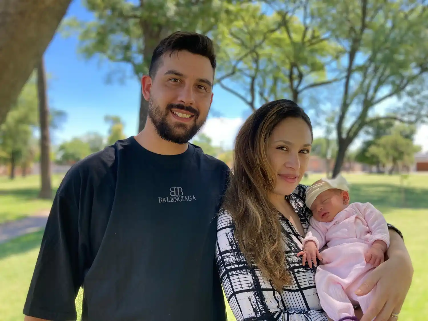 “Siempre hay una salida. La adicción no tiene que ser el final de tu historia”, dice Ezequiel que hoy disfruta de su familia.