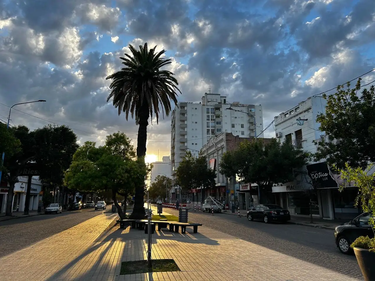 Lunes inestable con abundante nubosidad: comienza una semana cambiante con probabilidad de lluvias amanecer clima nubes nublado rafaela centro - 3