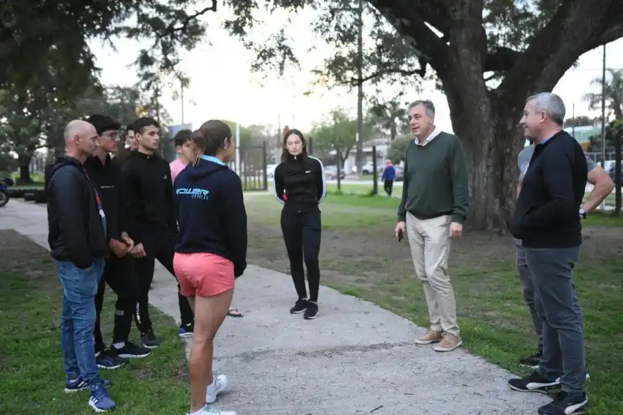 Castellano fue recibido por autoridades del Club Ciclista