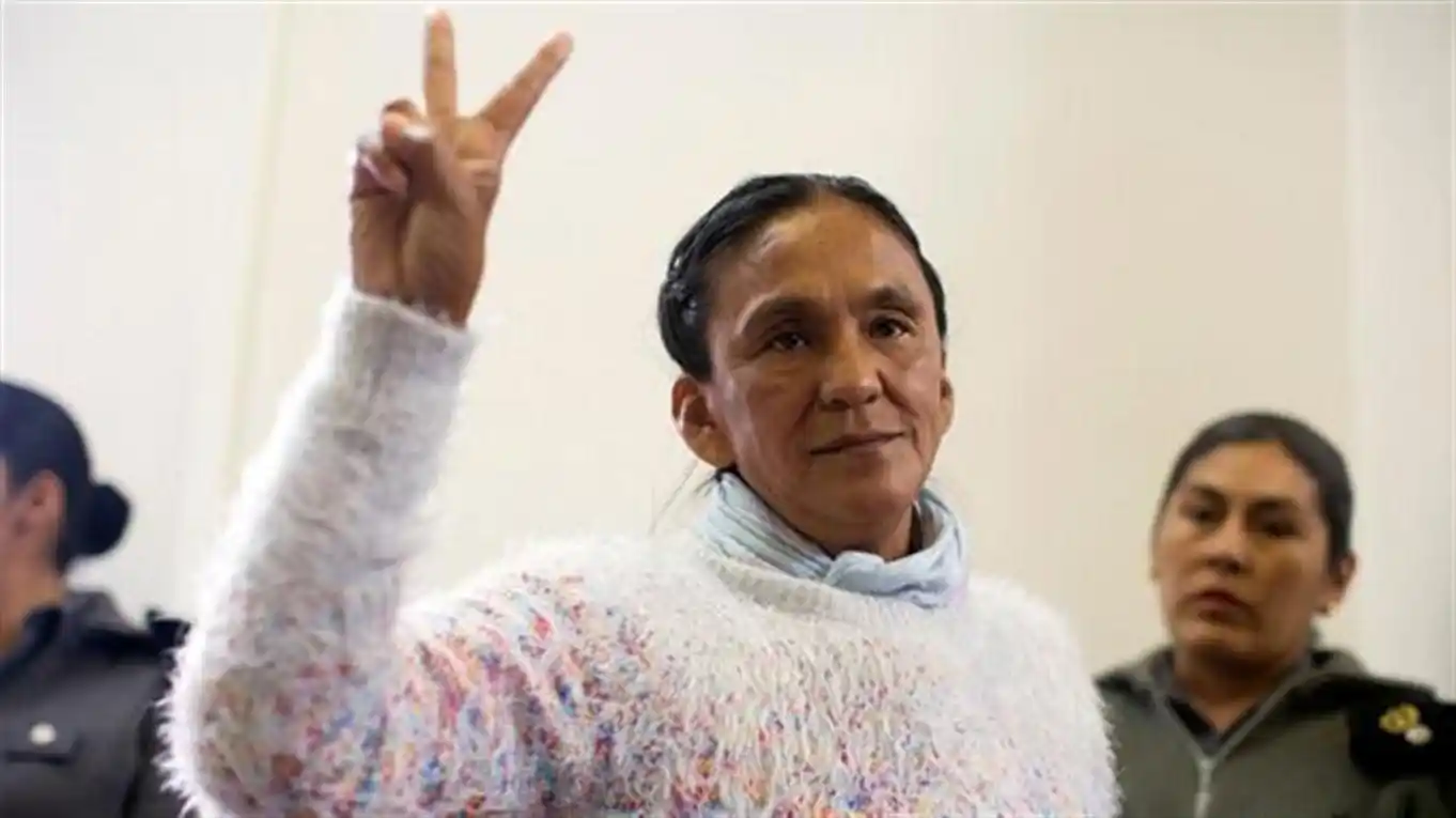 Debieron internar de urgencia a Milagro Sala por una trombosis venosa profunda